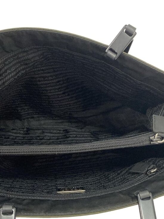Prada Tote Dark Green Black Plastic Chain X - Picture 7 of 12